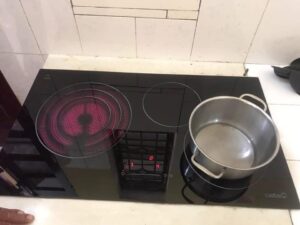 Bếp Từ Vào Điện Nhưng Không Chạy